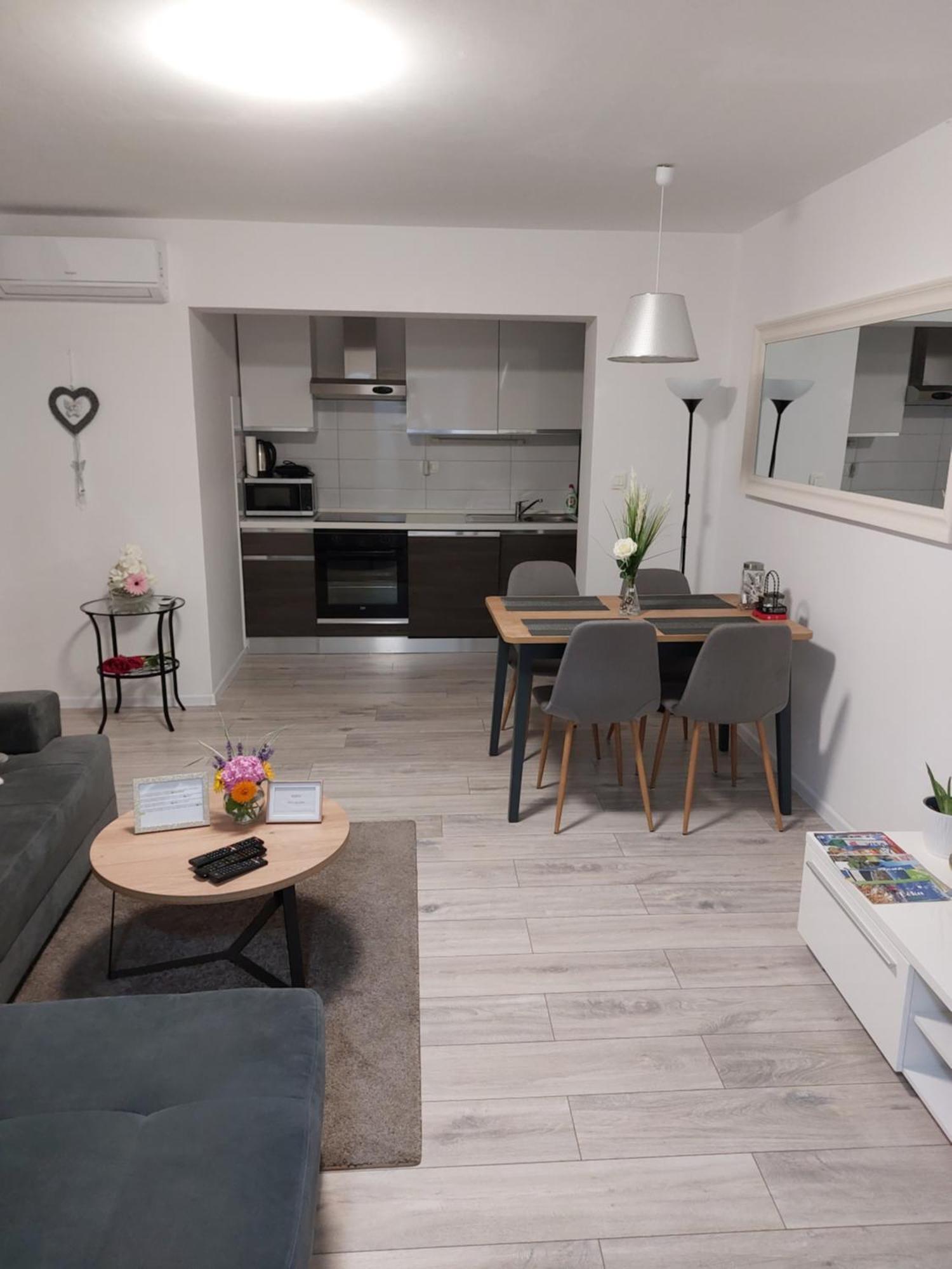Two Bedroom Apartment Kastav Exteriör bild